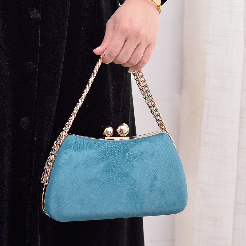 Elegante bolso de mano minimalista de dama