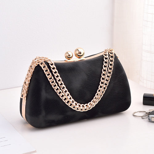 Elegante bolso de mano minimalista de dama